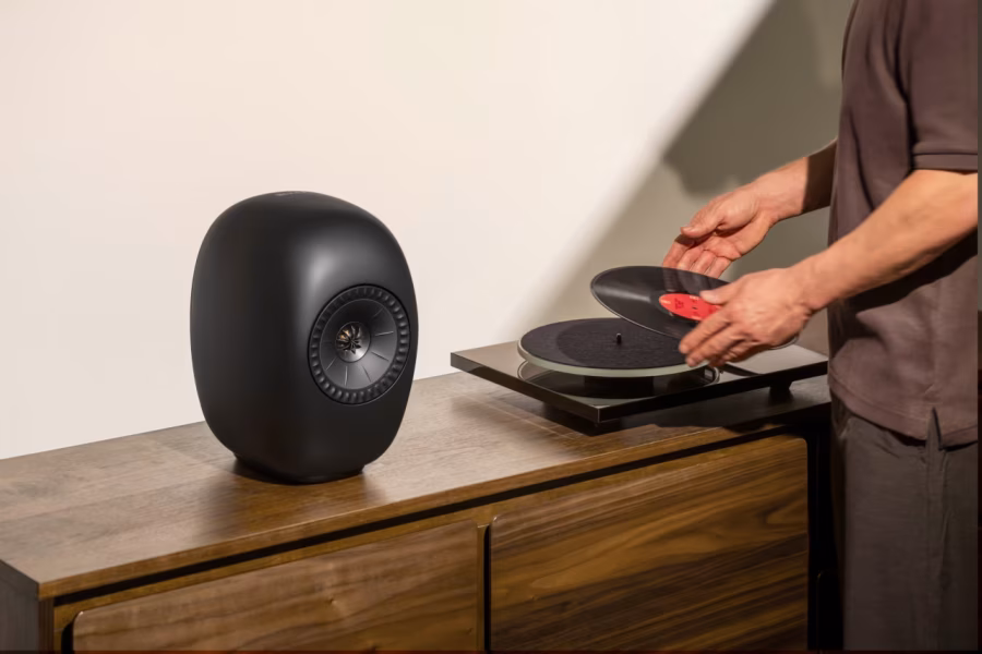Reprosoustava KEF LS LUXE navržená Rossem Lovegrovem