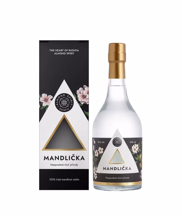 Ratafia Almond Spirit: oceněné ovocné likéry s dotekem mandlí vstupují na český trh