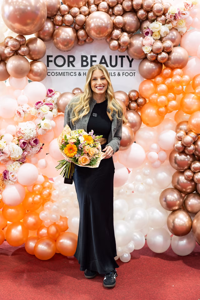Podzimní veletrh FOR BEAUTY 2024 bude nejen plný hvězd, ale také beauty novinek, které nečekáte!